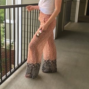 NWT Sheer Palazzo Pull on pant